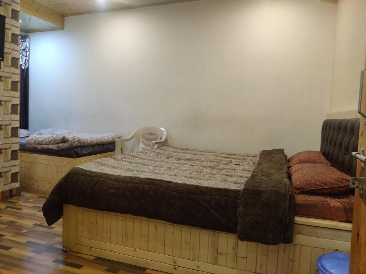 New Mehdudia B&B Шімла Екстер'єр фото
